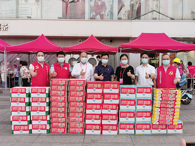 乐竞网页版党委联合人民桥社区人大代表联络站开展疫情防控视察慰问活动